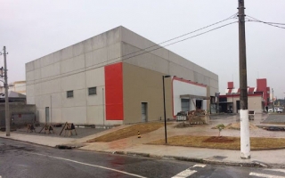 Foto Concreto Pré-Fabricado para Hipermercados